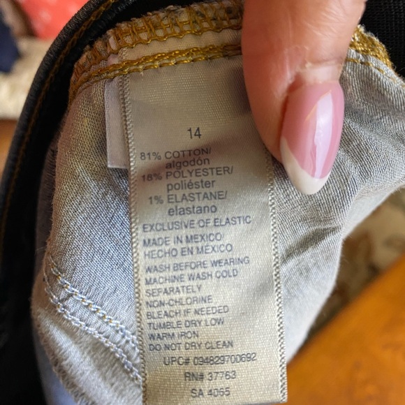 Straight Blue Jeans - Picture 5 of 6